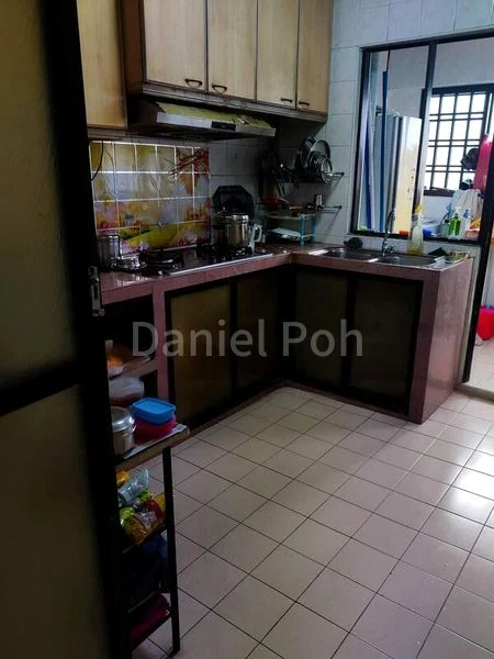 4 Room (4A) HDB for Sale in  952 Hougang Avenue 9 - Image 5