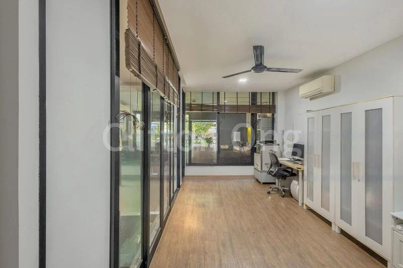 8 Bed Terraced House (Landed) for Sale in Hoe Huat Industrial Building - Image 10