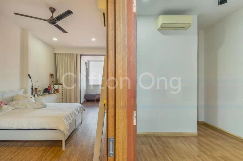 8 Bed Terraced House (Landed) for Sale in Hoe Huat Industrial Building - Image 14