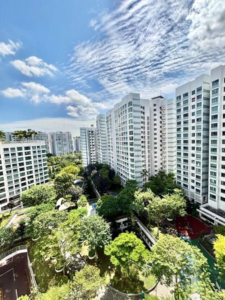 5 Room (5I) HDB for Rent in  678B Punggol Drive - Image 1