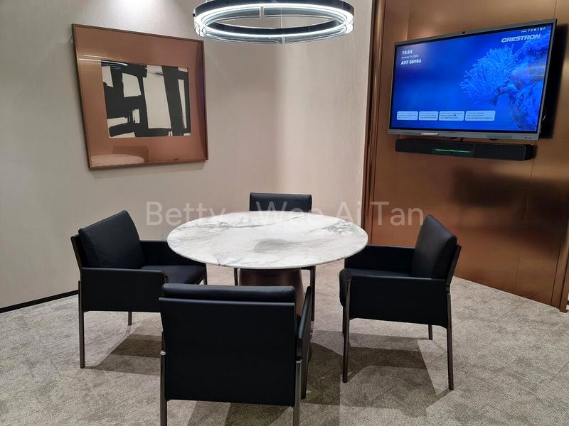 Office for Rent: Gateway East - Image 14