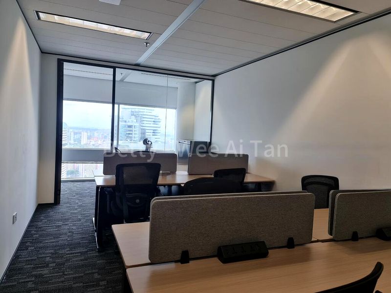 Office for Rent: Gateway East - Image 15