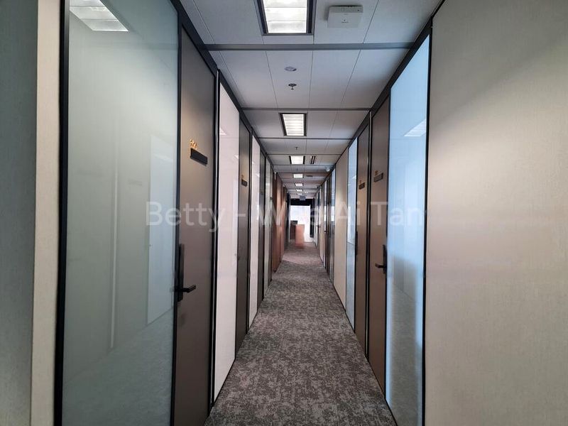 Office for Rent: Gateway East - Image 5