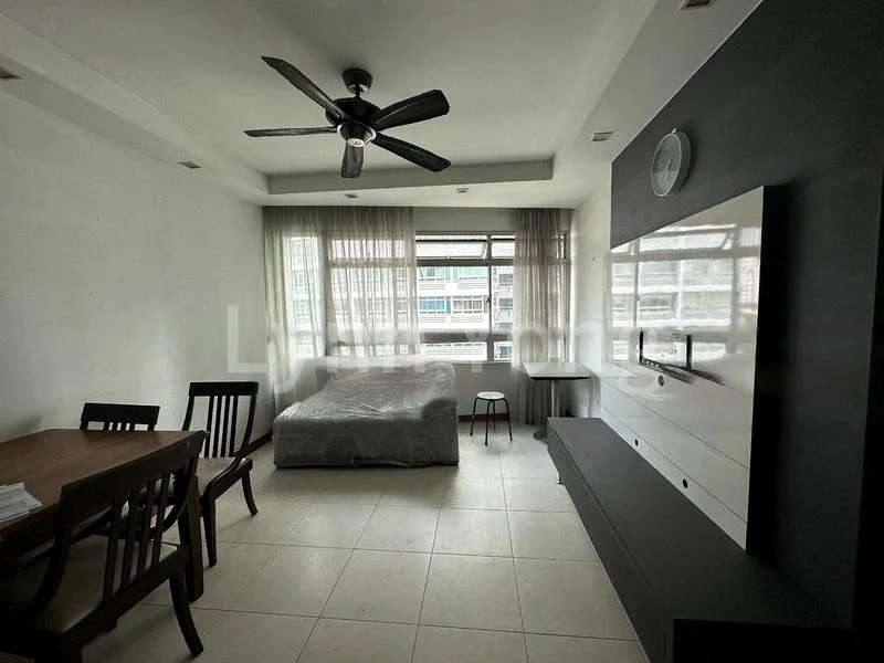 Premium HDB for Rent in  272C Sengkang Central - Image 1