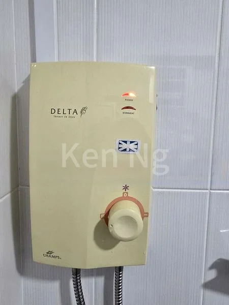 Common Room (HDB) for Rent in  155 Yung Loh Road - Image 2