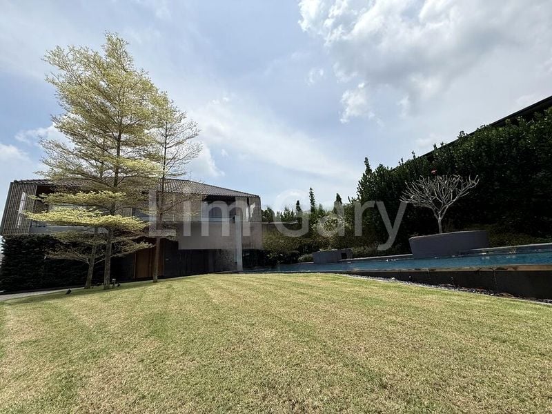 5 Bed Bungalow (Landed) for Rent in Kingsville - Image 2