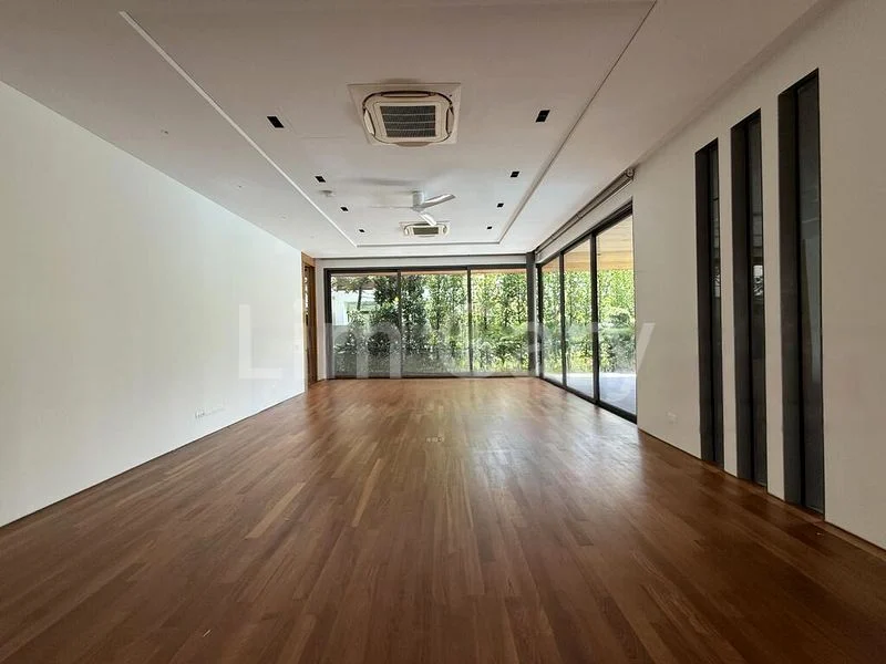 5 Bed Bungalow (Landed) for Rent in Kingsville - Image 6