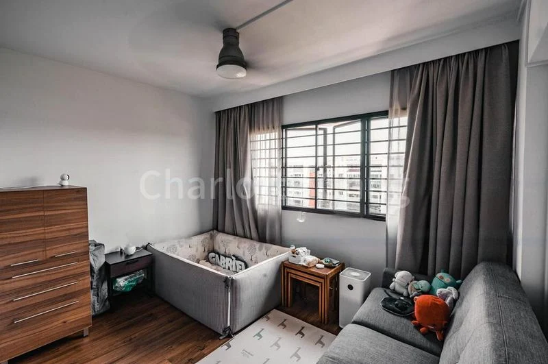 Maisonette HDB for Sale in  938 Tampines Avenue 5 - Image 6