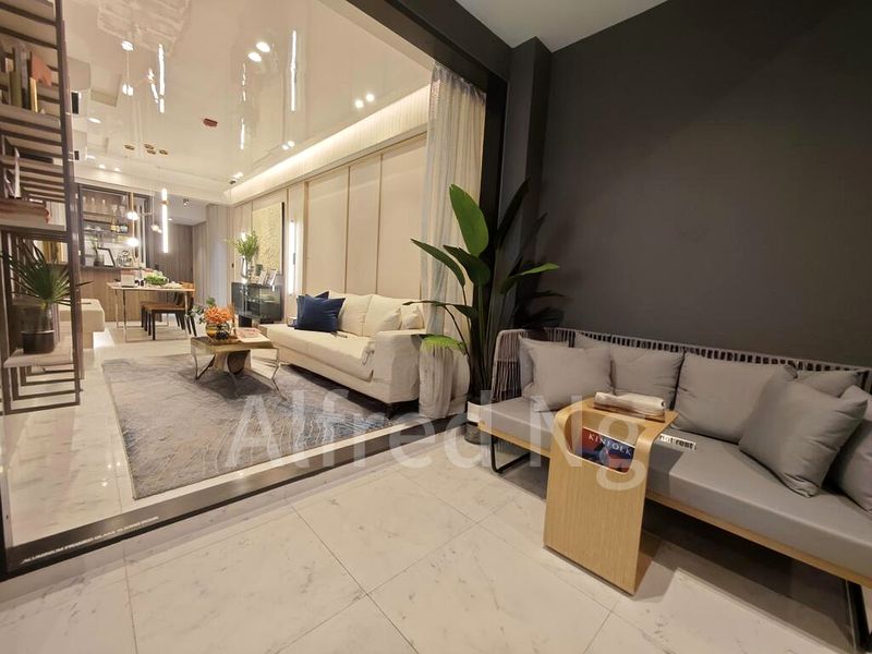 4 Bed Condo for Sale in  Sceneca Residence / Sceneca Square - Image 7