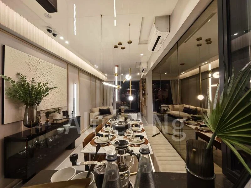 4 Bed Condo for Sale in  Sceneca Residence / Sceneca Square - Image 1