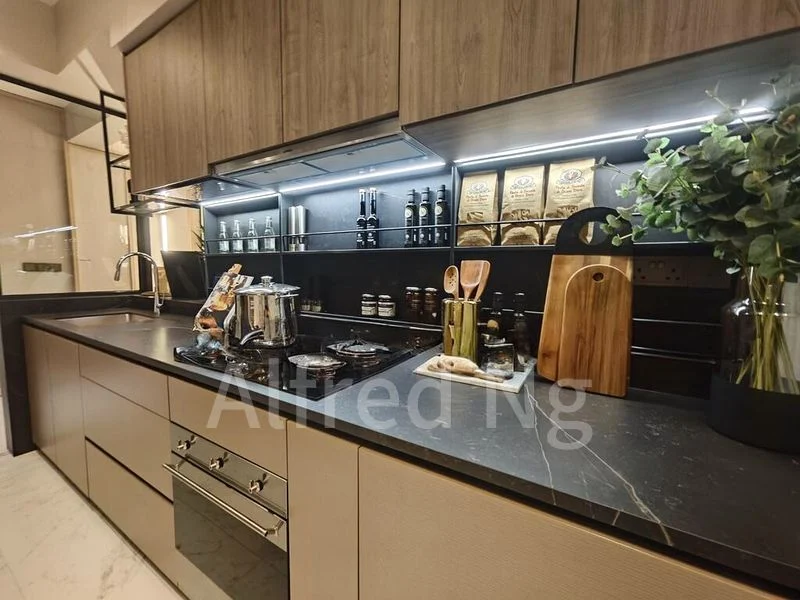 4 Bed Condo for Sale in  Sceneca Residence / Sceneca Square - Image 6