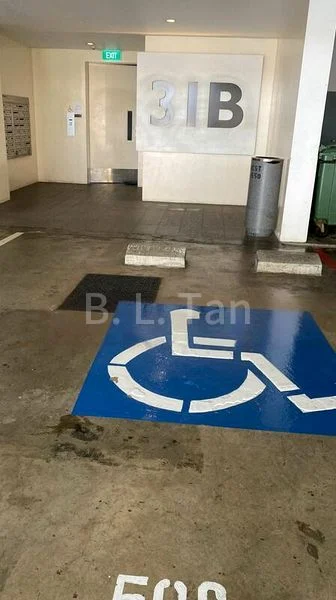 4 Bed Condo for Rent in  Botannia - Image 2