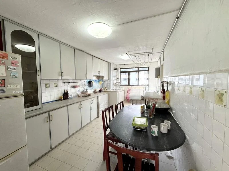 4 Room (4I) HDB for Sale in  52 New Upper Changi Road - Image 6