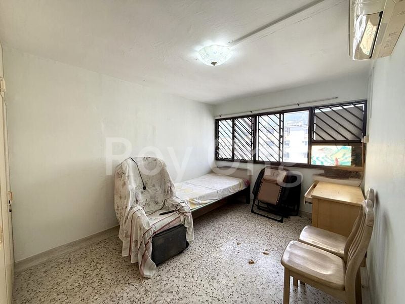 4 Room (4I) HDB for Sale in  52 New Upper Changi Road - Image 3