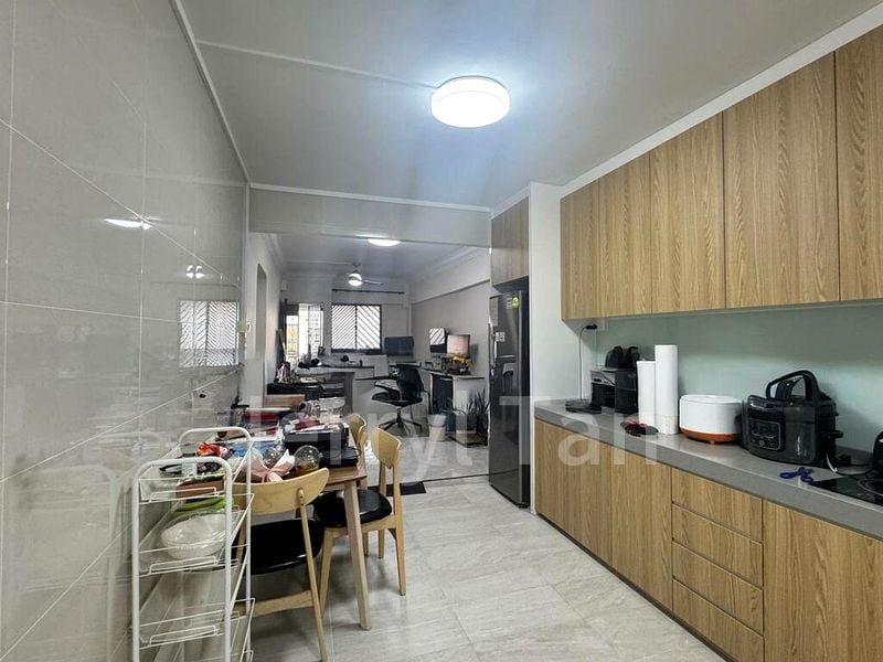 3 Room (3NG) HDB for Rent in  740 Yishun Avenue 5 - Image 1