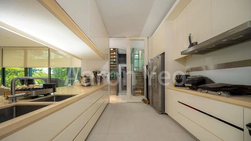 6 Bed Cluster House (Landed) for Sale in  Cosford Road - Image 11