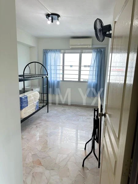 5 Room (5I) HDB for Rent in 130 Choa Chu Kang Avenue 1 - Image 4