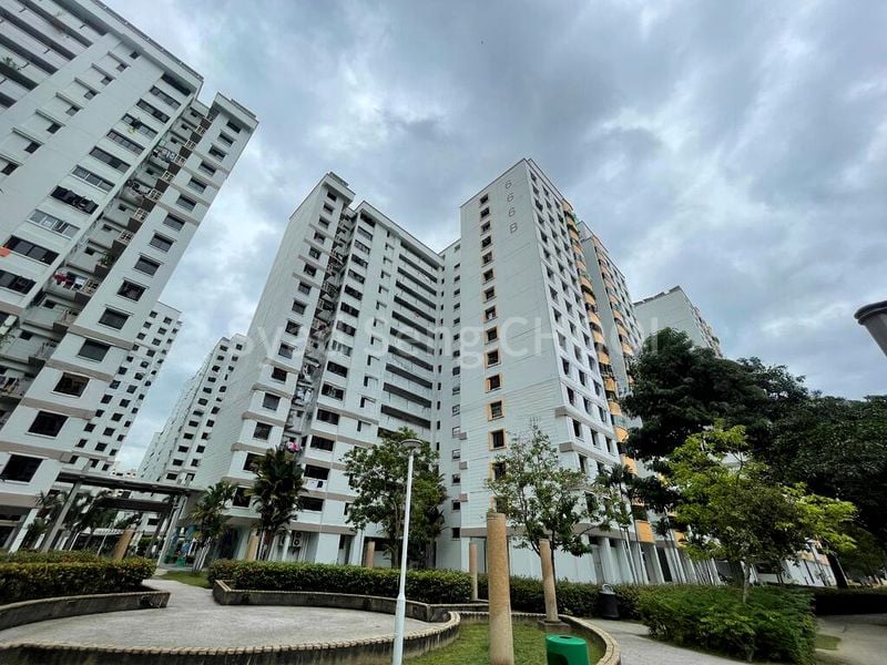 Executive HDB for Rent in  666B Jurong West Street 65 - Image 2