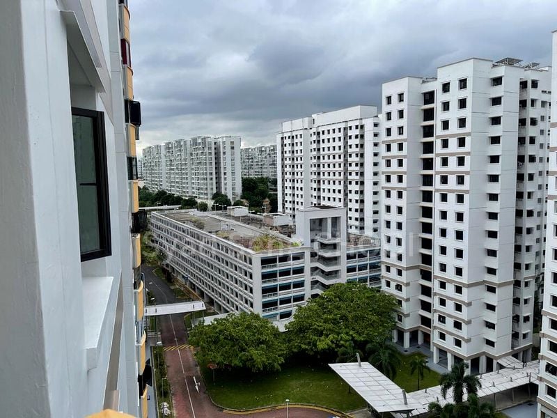 Executive HDB for Rent in  666B Jurong West Street 65 - Image 12