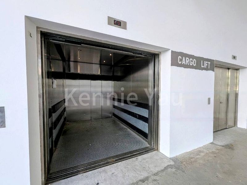 Light Industrial (B1) for Sale: Apex @ Henderson - Image 1