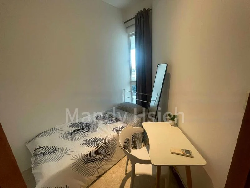 Common Room (Condo) for Rent in Burlington Square - Image 3