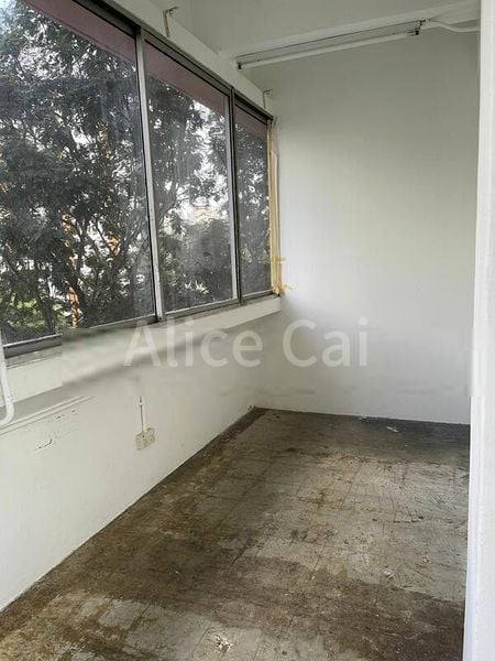 Light Industrial (B1) for Rent: Jun Jie Industrial Building - Image 7