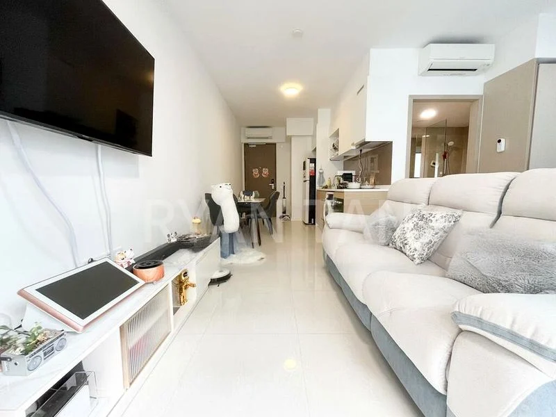 1 Bed Condo for Sale in  Treasure at Tampines - Image 2