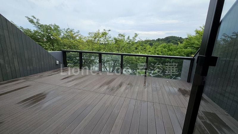 5 Bed Terraced House (Landed) for Sale in The Green Collection - Image 12