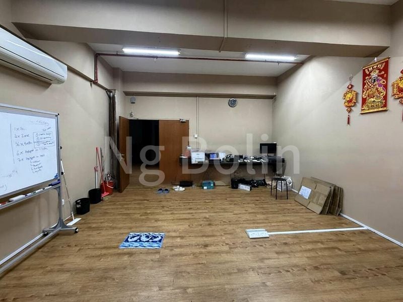 Light Industrial (B1) for Rent: Betime Building - Image 1