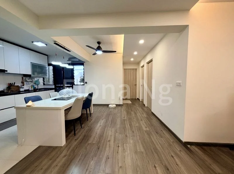 5 Room (5I) HDB for Sale in  605C Tampines Street 61 - Image 2