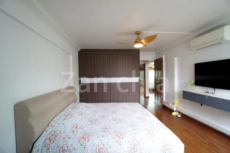 5 Room (5I) HDB for Sale in  120 Yishun Ring Road - Image 5