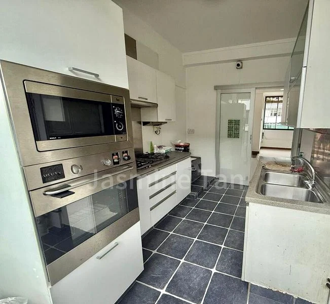 3 Room (3STD) HDB for Rent in  35 Lim Liak Street - Image 7