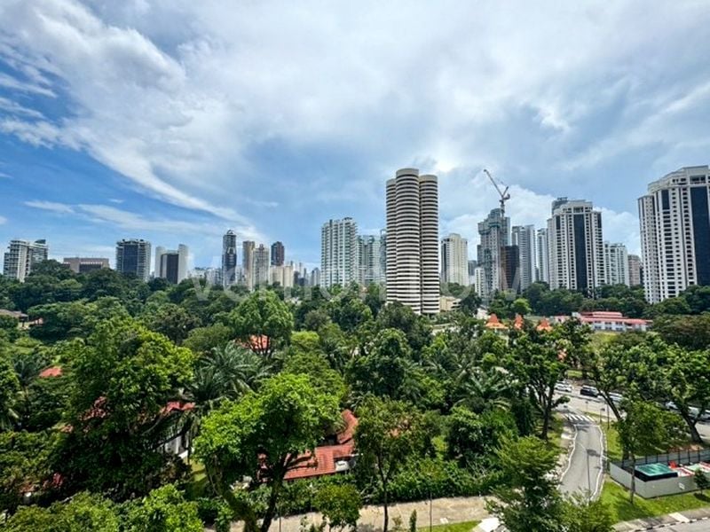 1 Bed Apartment (Condo) for Sale in  Three Balmoral - Image 6