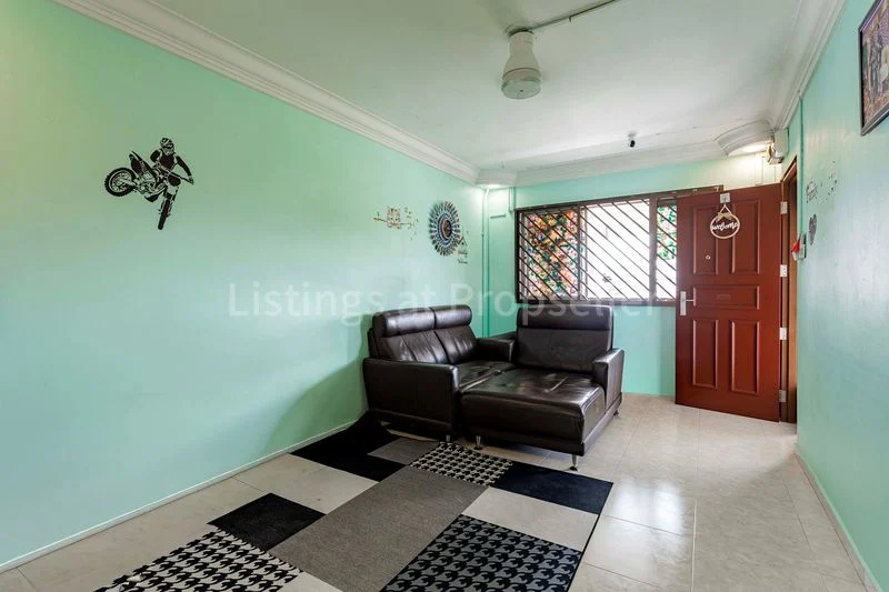 3 Room (3A) HDB for Sale in 205 Petir Road - Image 2