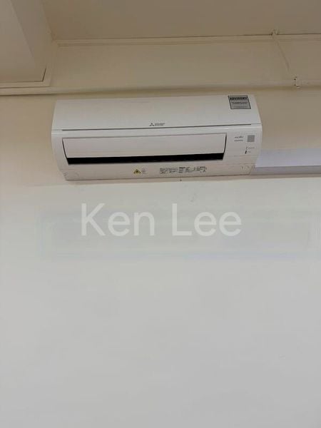 Light Industrial (B1) for Rent: Lip Hing Industrial Building - Image 3