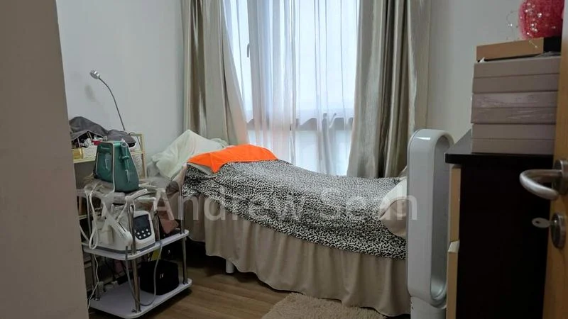 3 Bed Condo for Rent in  The Lakefront Residences - Image 6