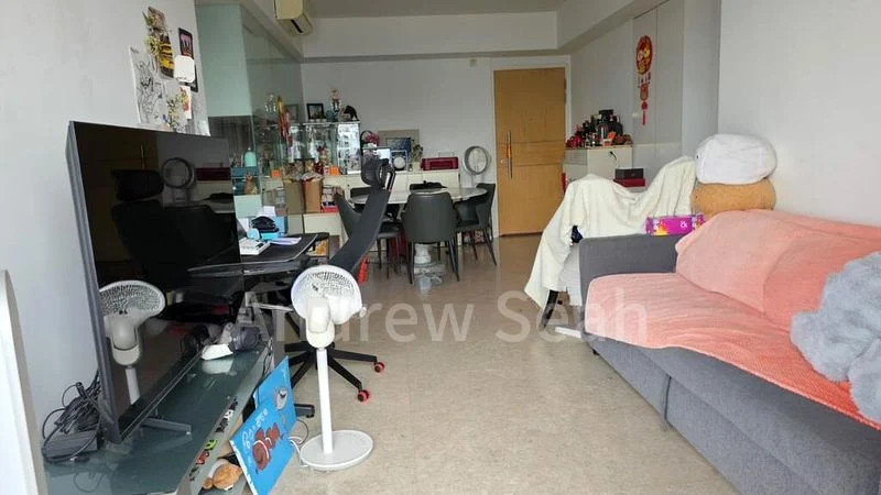 3 Bed Condo for Rent in  The Lakefront Residences - Image 4