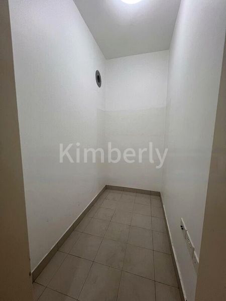 3 Bed Apartment (Condo) for Rent in  Nova 48 - Image 4