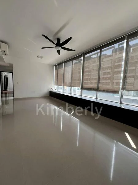 3 Bed Apartment (Condo) for Rent in  Nova 48 - Image 2