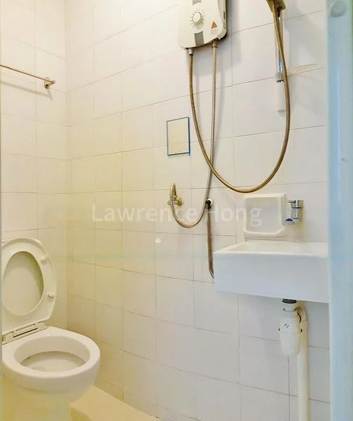 3 Bed Condo for Rent in  Parkway View - Image 1