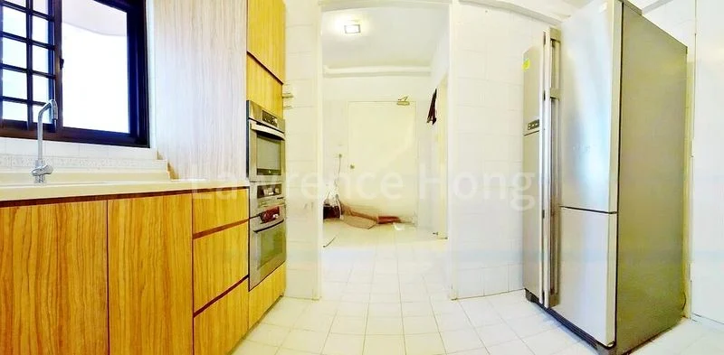 3 Bed Condo for Rent in  Parkway View - Image 3