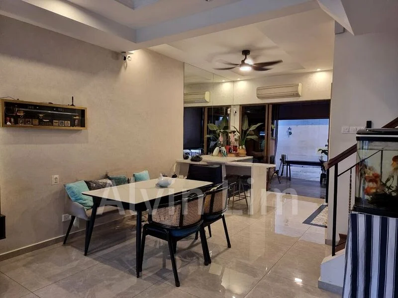 4+1 Bed Cluster House (Landed) for Sale in  Bedok Market Place - Image 12