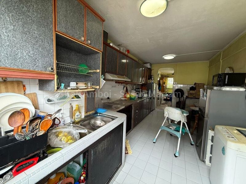 3 Room (3NG) HDB for Sale in  607 Clementi West Street 1 - Image 2