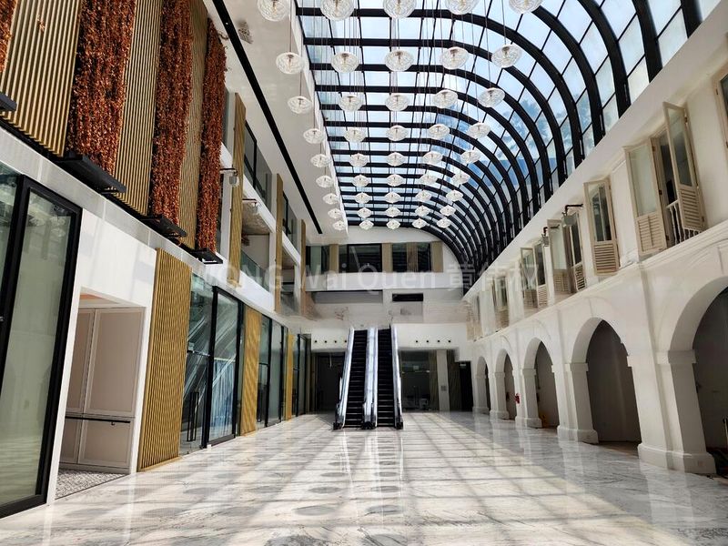 Food & Beverage for Rent: City Hall Square - Image 15