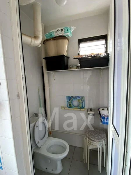 3 Room (3I) HDB for Sale in  507 Bukit Batok Street 52 - Image 7