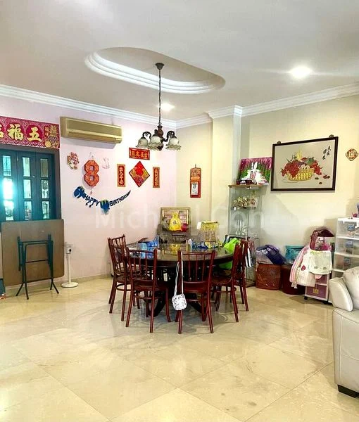 7 Bed Corner Terrace (Landed) for Sale in  Sunbird Park - Image 4