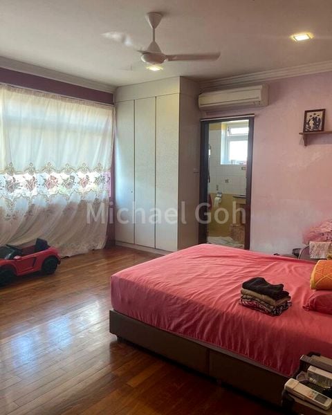 7 Bed Corner Terrace (Landed) for Sale in  Sunbird Park - Image 5