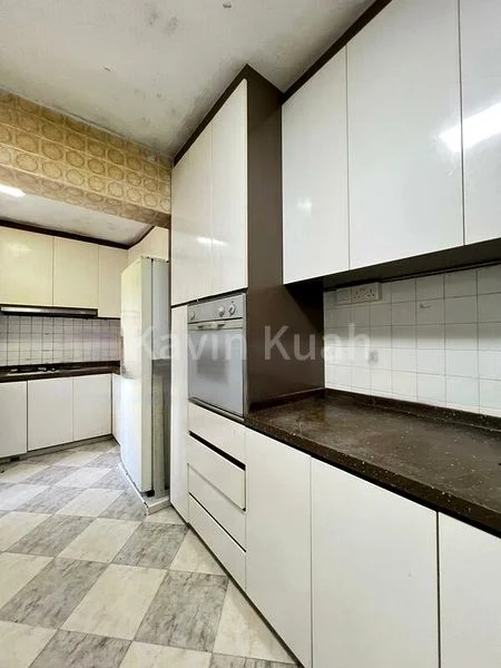 5 Room (5STD) HDB for Sale in  31 Bedok South Avenue 2 - Image 4