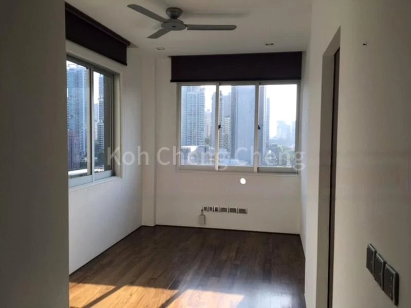 3 Bed Apartment (Condo) for Sale in  Orchard Court - Image 3