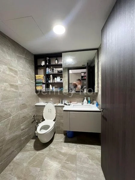 Studio Condo for Sale in  Lake Grande - Image 11